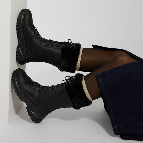 🎁 UGG Yose Tall Fluff Women's Boots - Picture 1 of 14